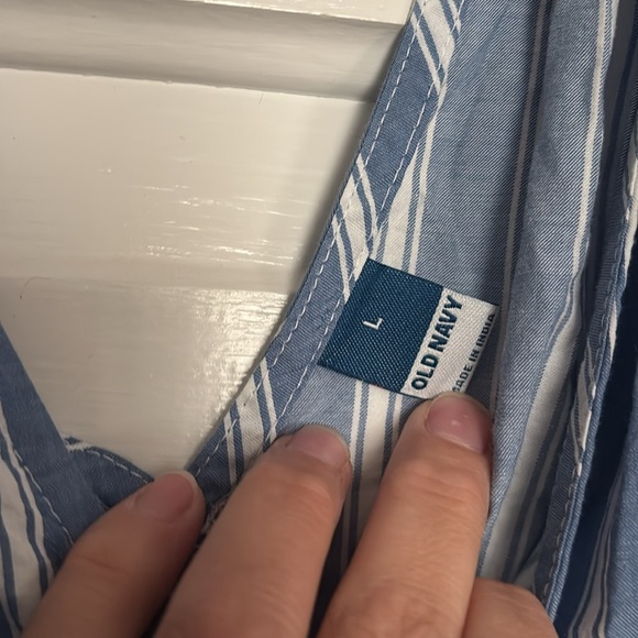 Old Navy Blue Sleeveless Crop Tank Top - Picture 2 of 4